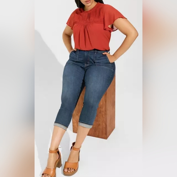 NWT Torrid Burnt Orange Chiffon Smocked Pintuck Flutter Top Size 1 (14/16) - Picture 1 of 9